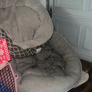Cozy Gray Pet Beds 2 huge beds for dogs roughly 50-75 lbs used an not washed